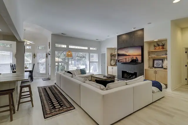 Living room at Kingston Dunes 82